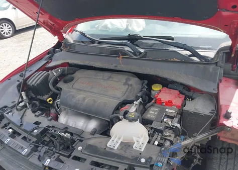 2020 Jeep Compass Latitude 4X4 z USA, uszkodzony, nr VIN 3C4NJDBB1LT135570